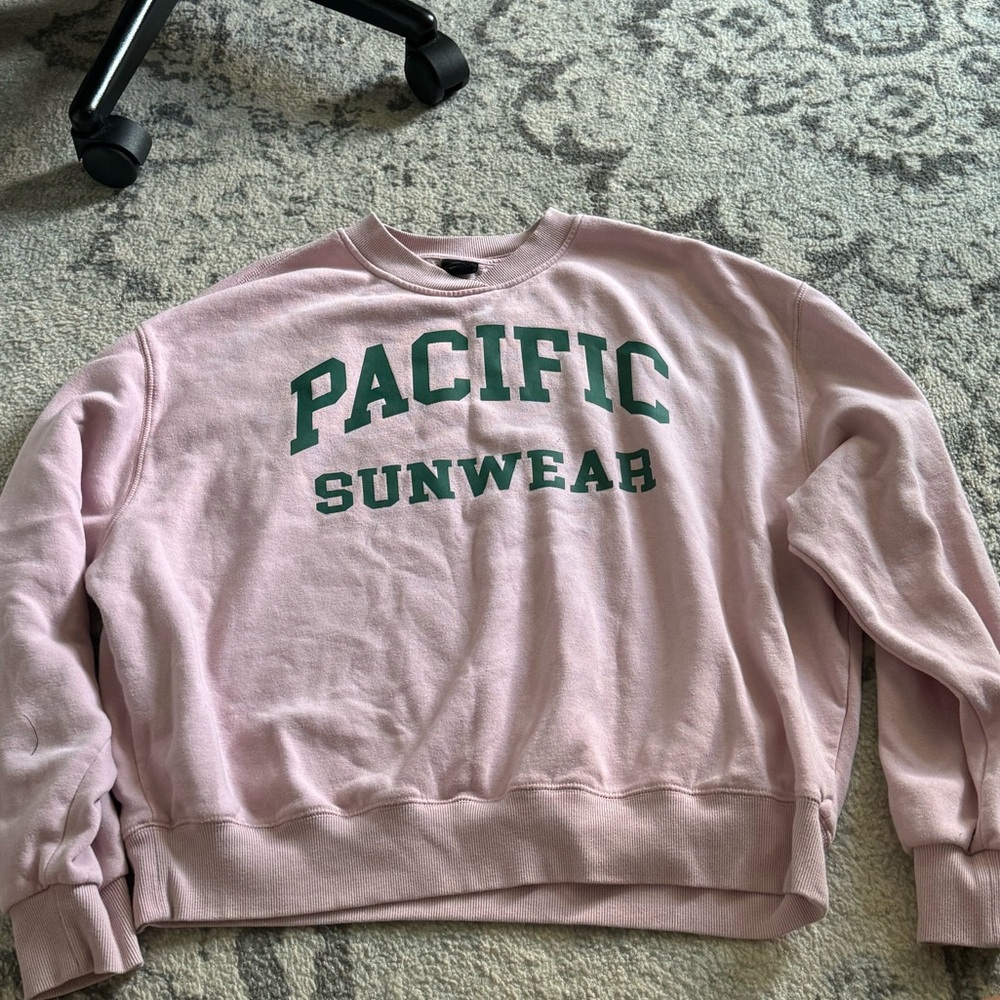 Small Pacsun crew neck